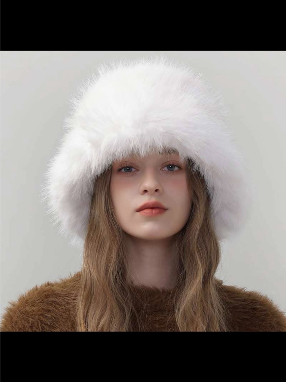 Women's White Faux Fur Bucket Hat - Plush Winter Hat